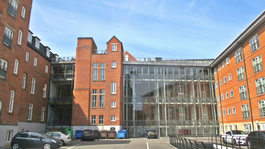 Property photo 1 of 10 1 Bedroom Apartment For Rent