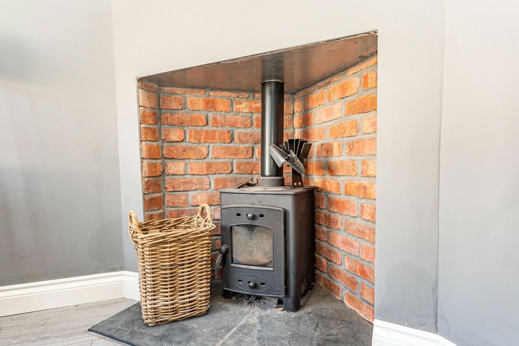 Property photo 3 of 20