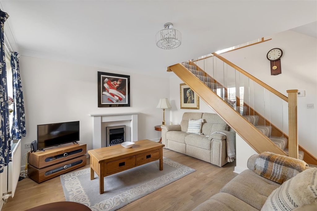 Property photo 2 of 14 Img_5857.Jpg