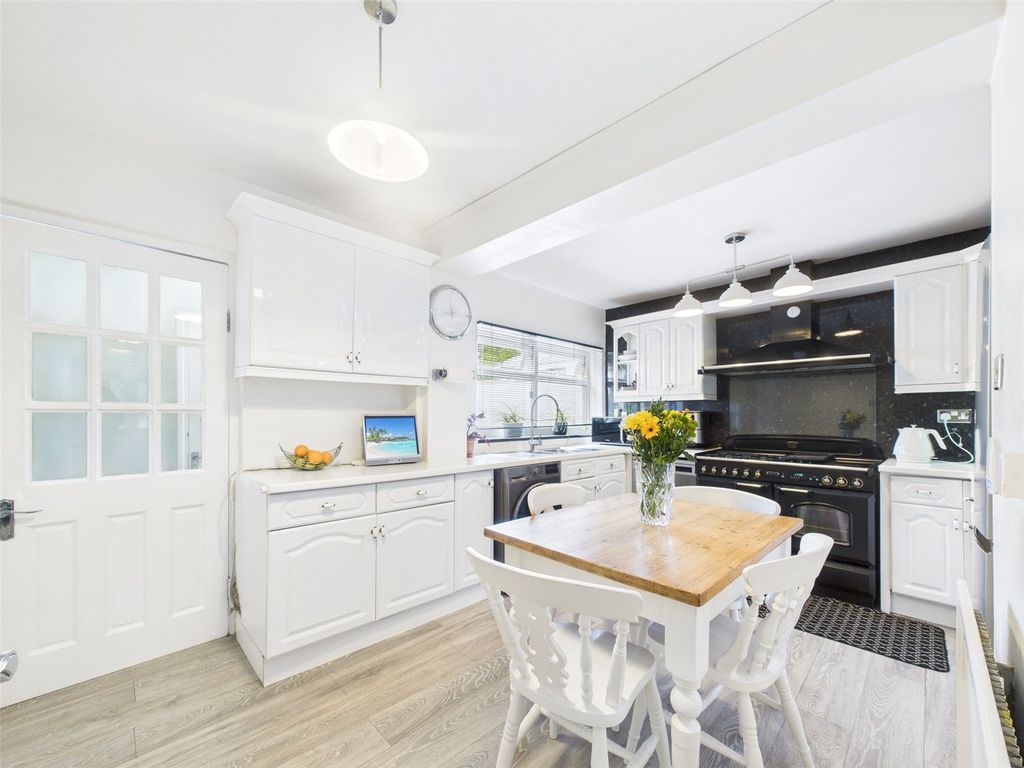 Property photo 3 of 20 Picture No. 15