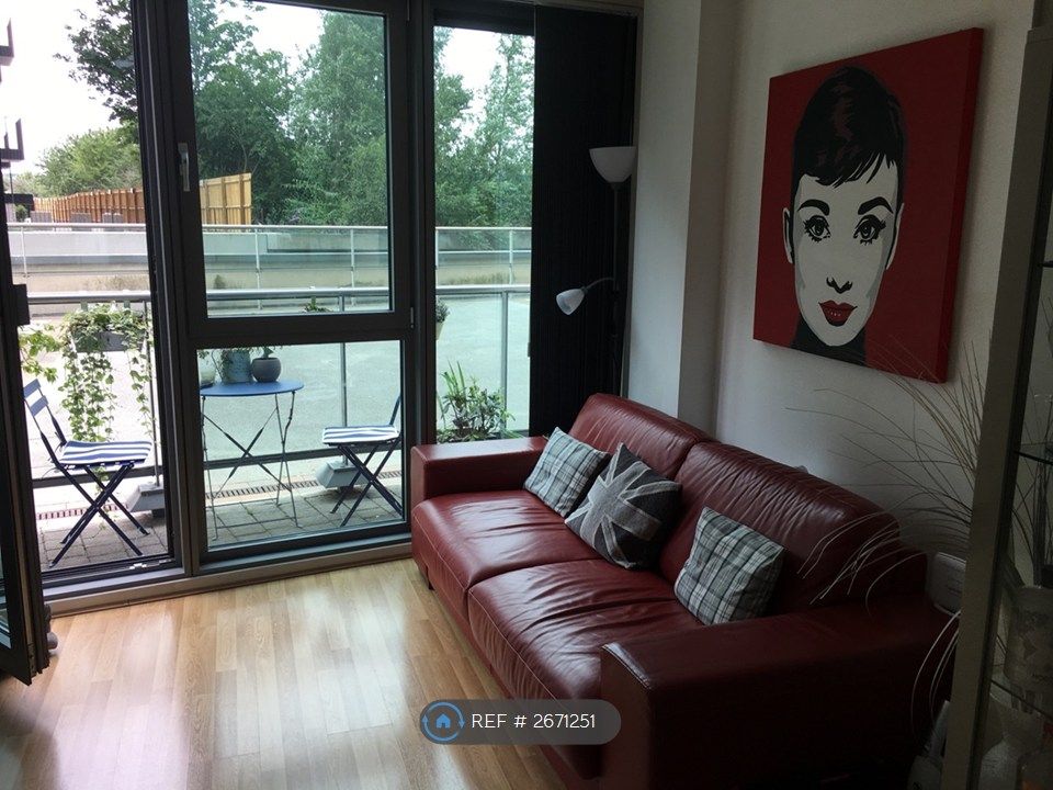 Property photo 2 of 21 Lounge And Terrace