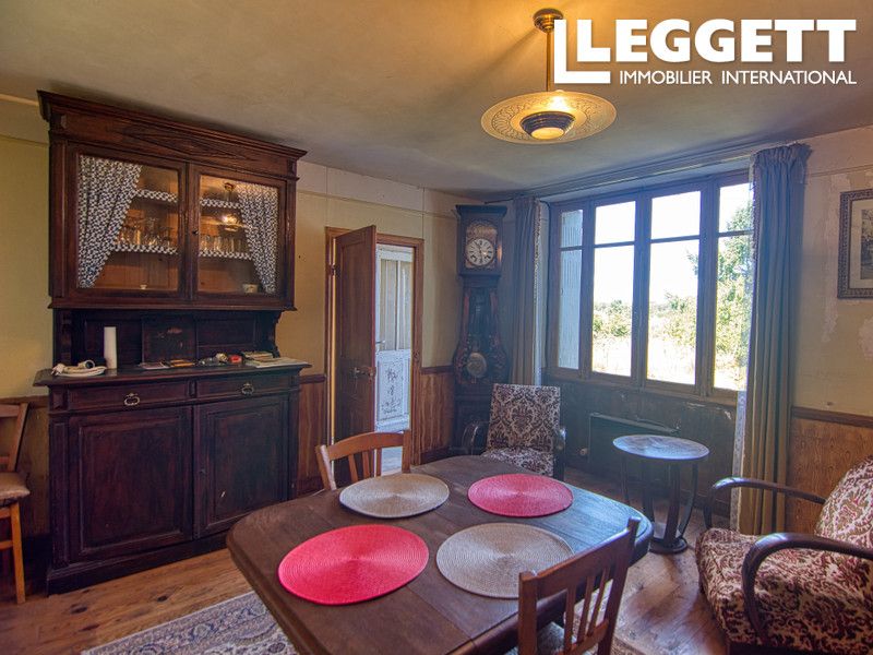 Property photo 3 of 10