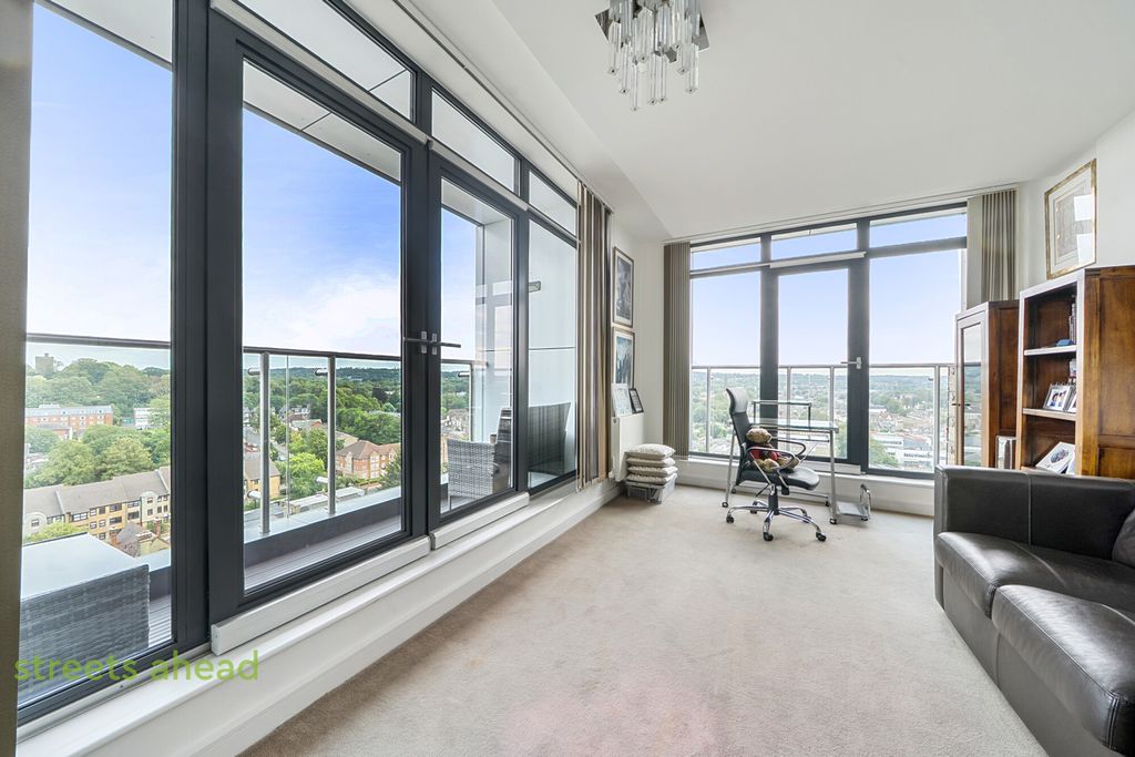 Property photo 3 of 23 c502045d-41E0-44A...