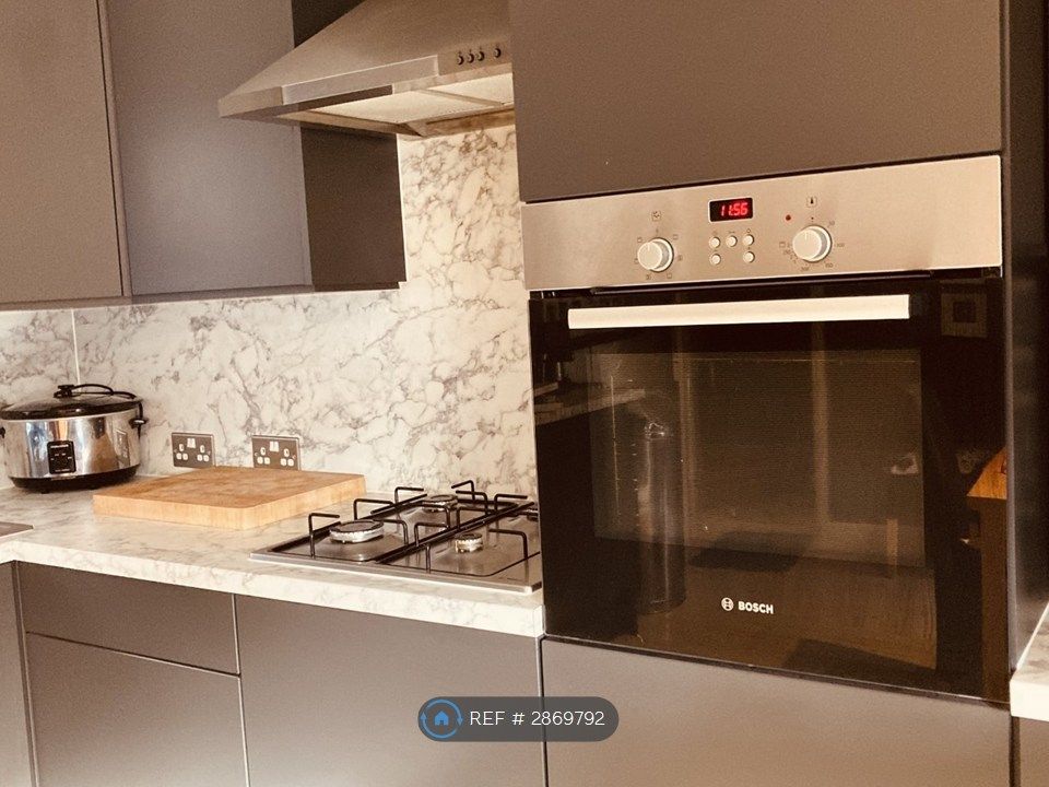 Additional image 11 of 3 bed semi-detached house to rentCrown East Lane, Worcester WR2