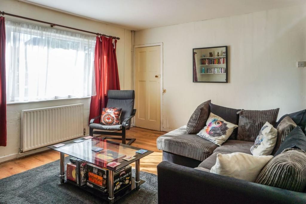 Property photo 3 of 11