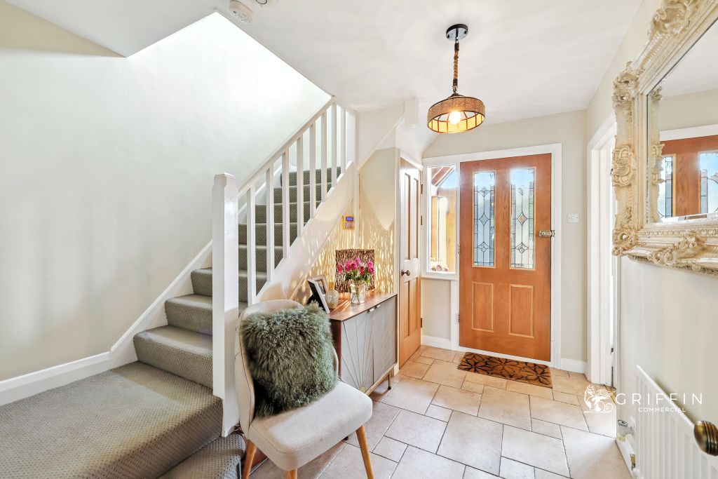 Property photo 3 of 34 3171A00542