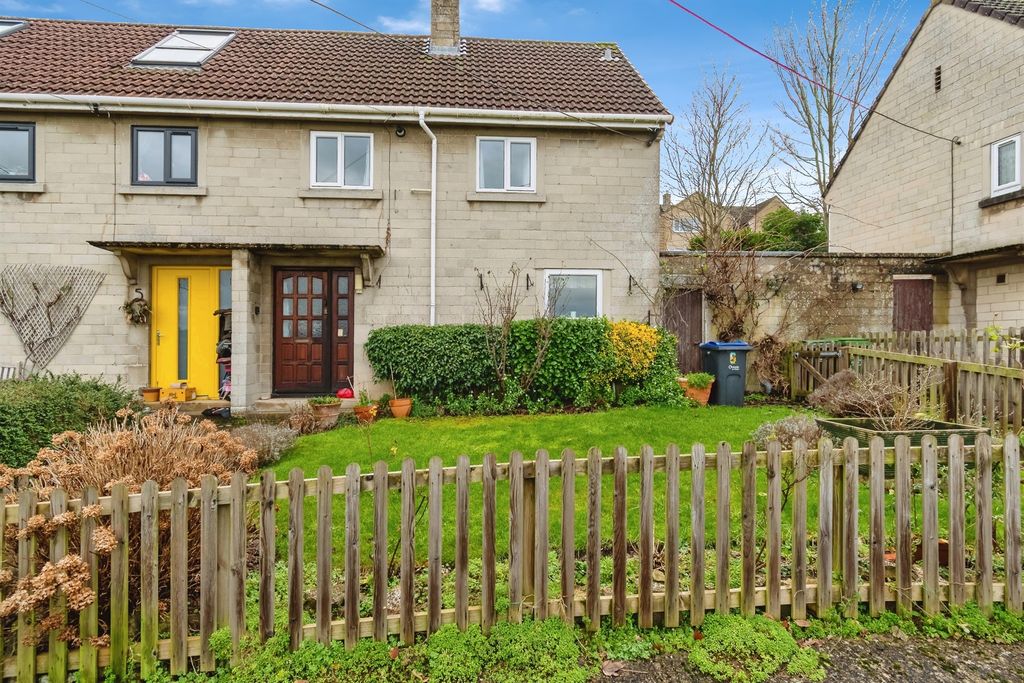 Property photo 1 of 18