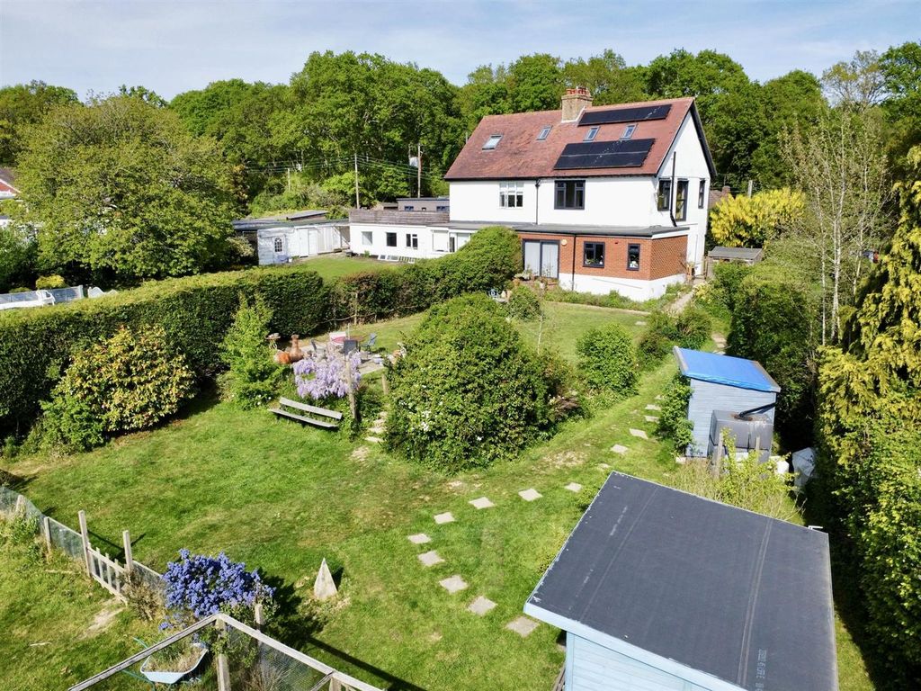 Property photo 2 of 24