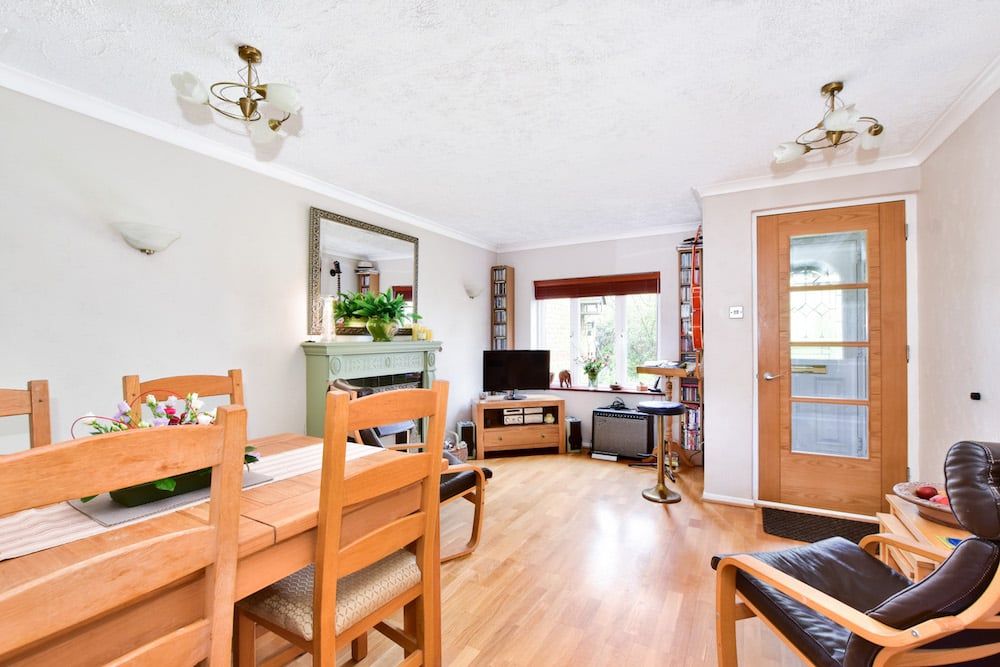 Property photo 3 of 11