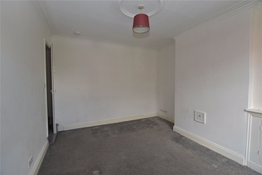 Property photo 3 of 8 Picture No. 07