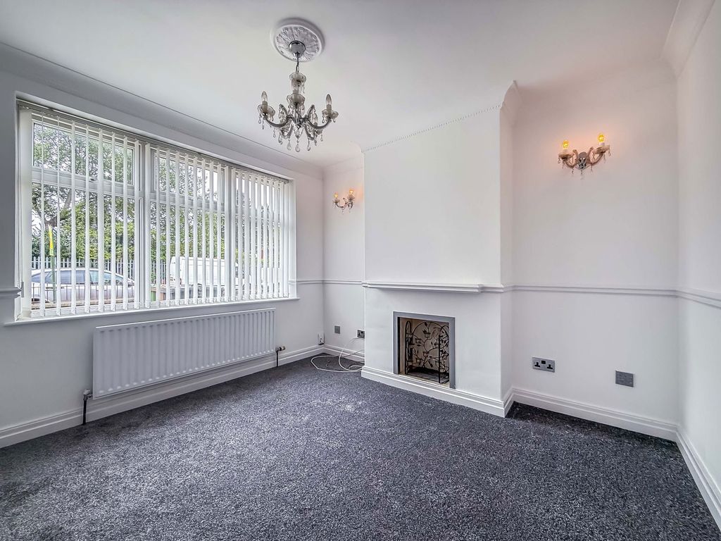 Property photo 2 of 25