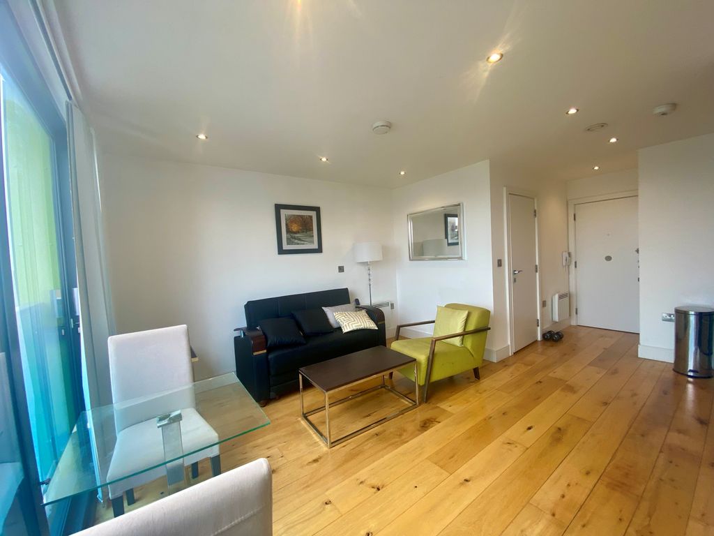 Property photo 2 of 9