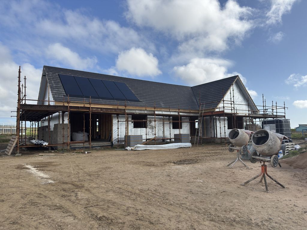 Property photo 3 of 4