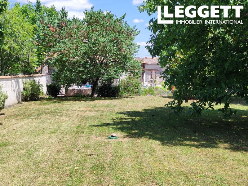Property photo 3 of 10