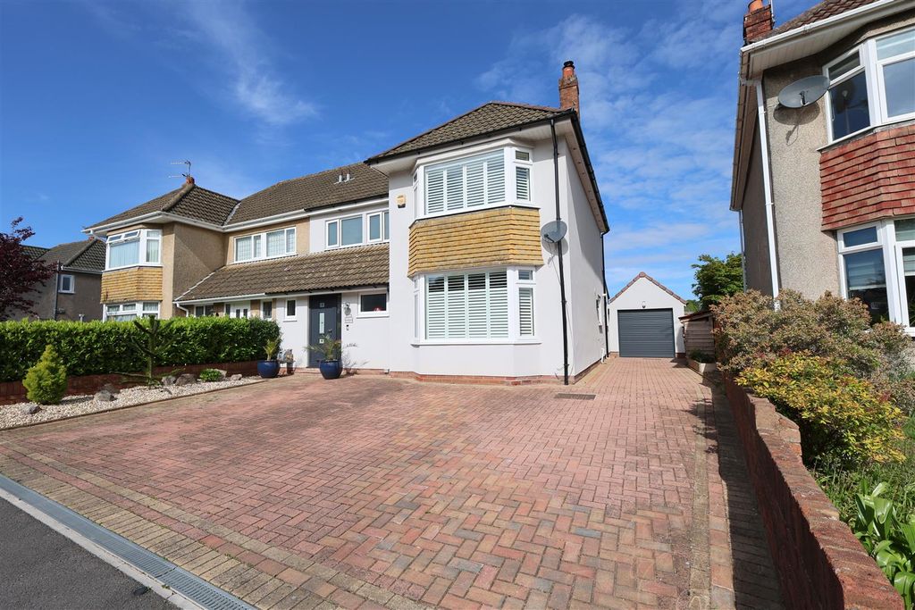 Property photo 1 of 34 Fei.Jpg