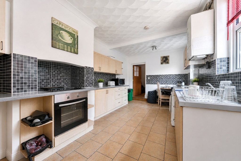 Property photo 2 of 18 Picture No. 07