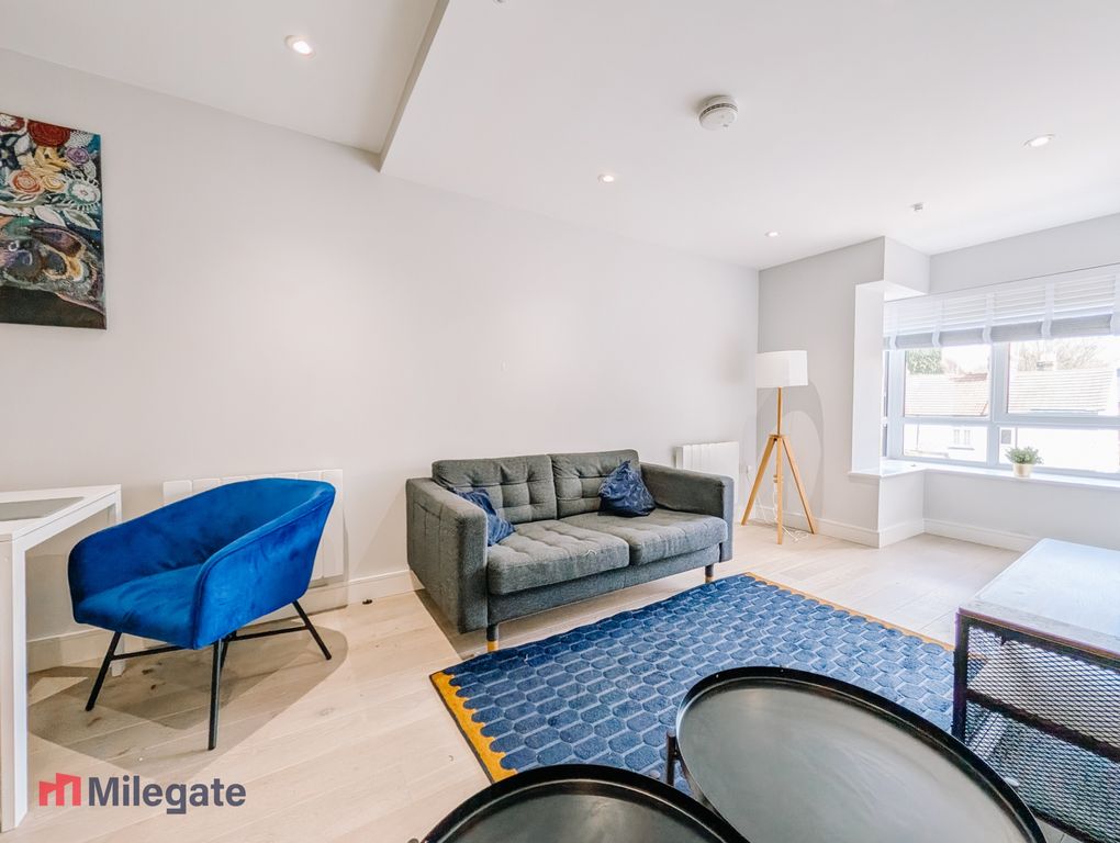 Property photo 3 of 8 Photo 3