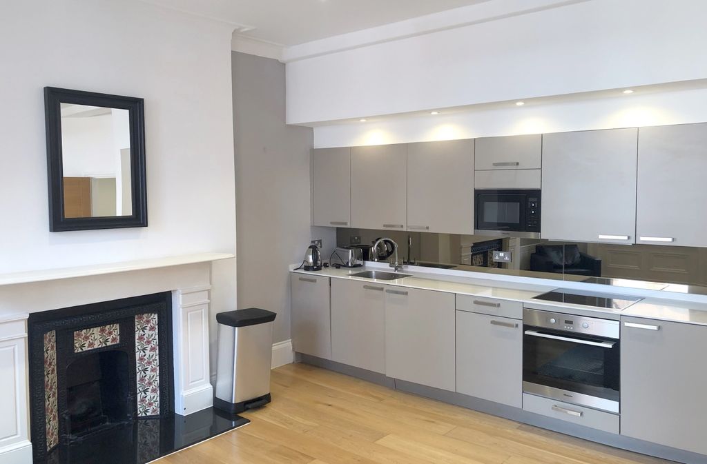 Property photo 1 of 5 Rupert Street, Soho,