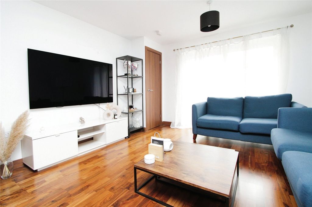 Property photo 2 of 13 Picture No. 02