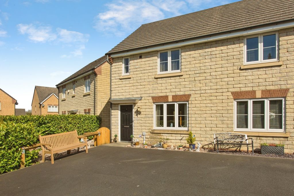 Property photo 1 of 19 Front Elevation