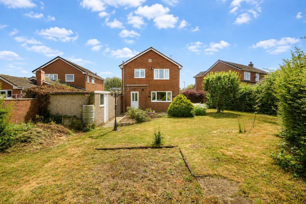 Property photo 2 of 15