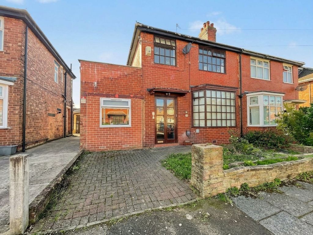 Property photo 1 of 25