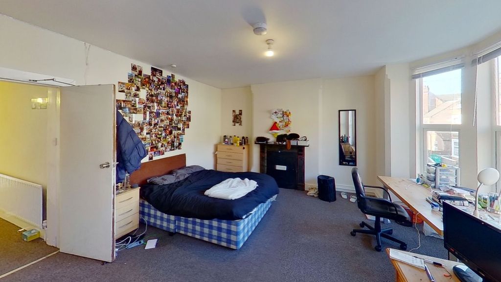 Property photo 2 of 10 Picture No. 04