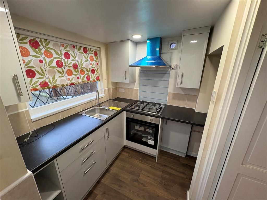 Property photo 3 of 17 Image