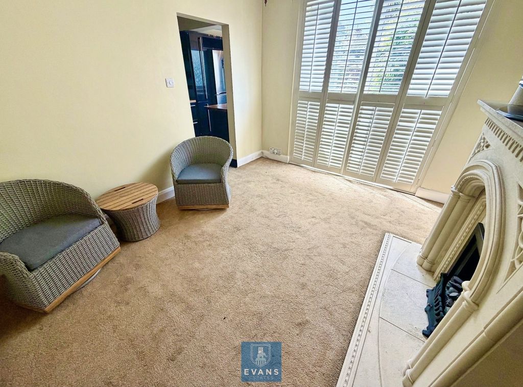 Property photo 2 of 23 Pbox-Img.Jpg