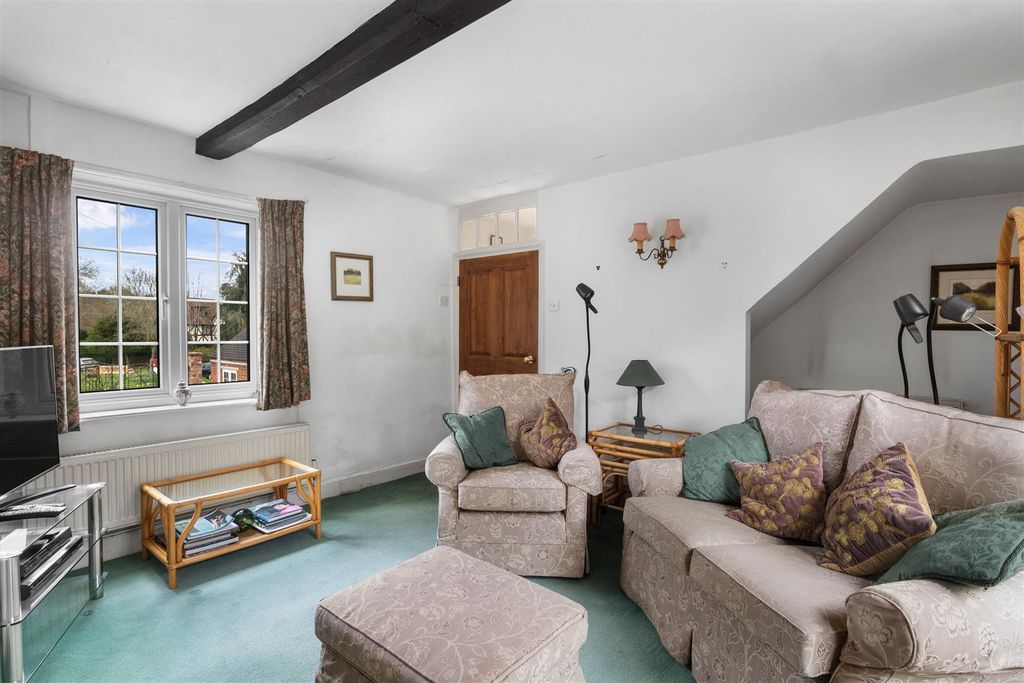 Property photo 3 of 13