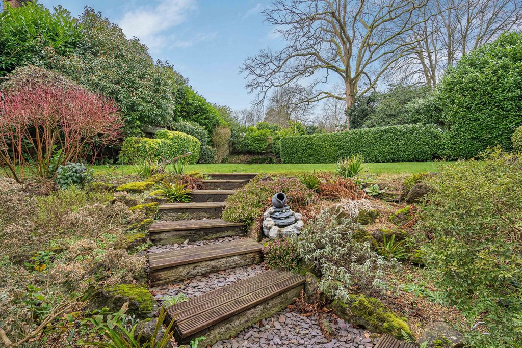 Additional image 33 of 4 bed detached house for saleBrassey Hill, Oxted RH8