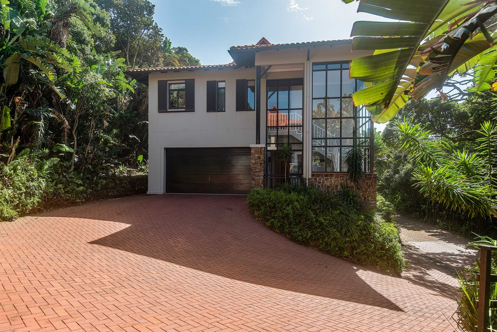 Property photo 2 of 34