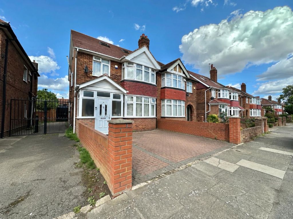 Property photo 1 of 23 E3F75A49-c683-43cd-8919-98c736Cdefe2.Png