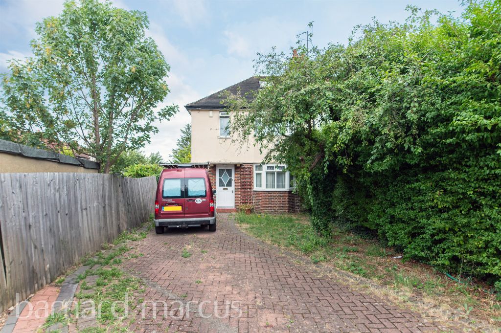 Property photo 2 of 12