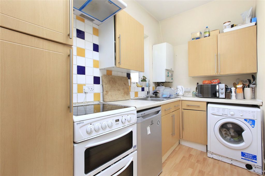 Property photo 2 of 6