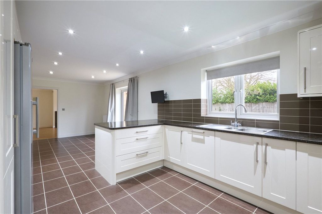 Property photo 2 of 15 Picture No. 03