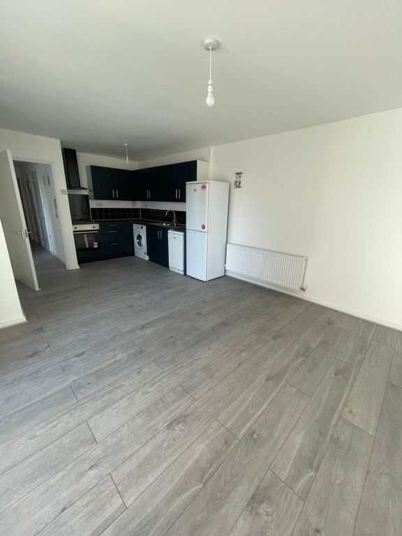 Property photo 2 of 9 Gallery