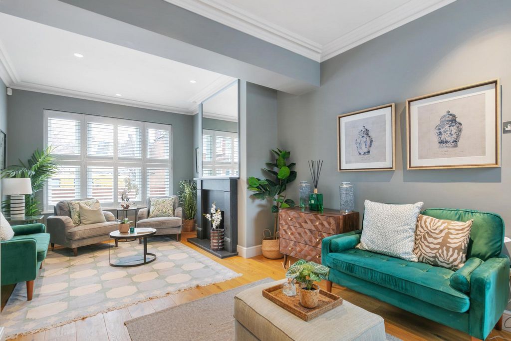 Property photo 1 of 29