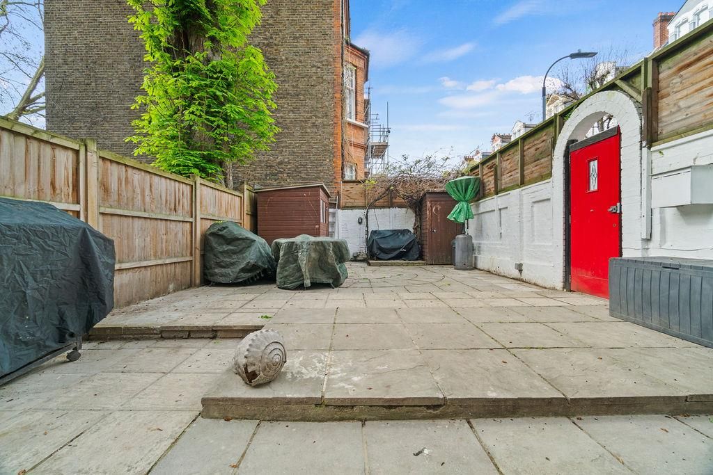 Property photo 2 of 9