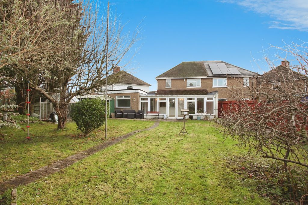 Property photo 1 of 26