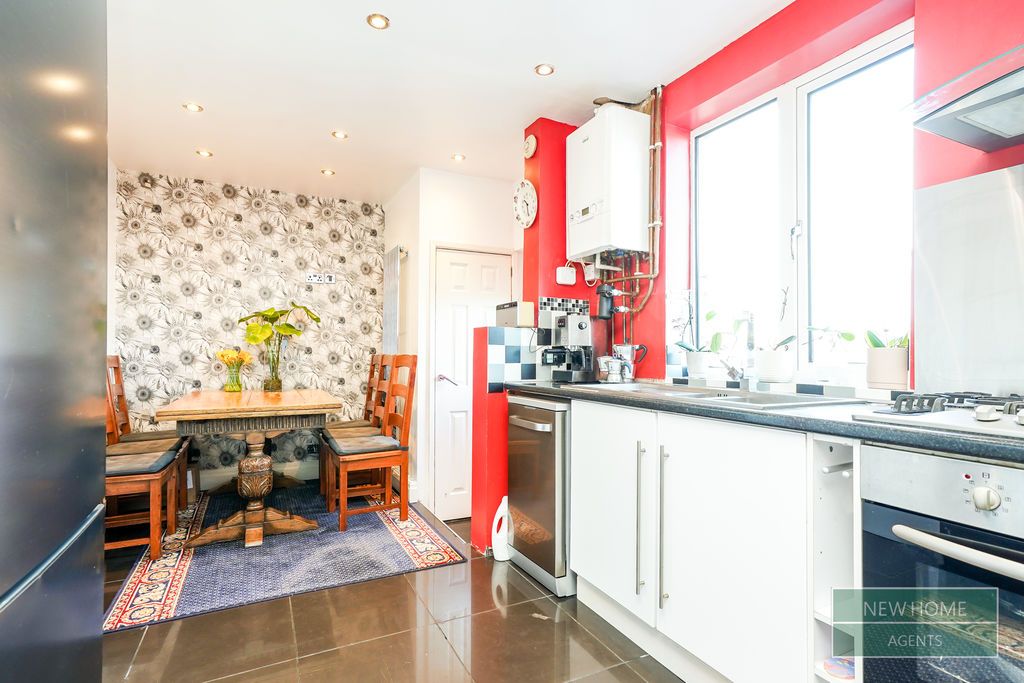 Property photo 3 of 15 Photo 10