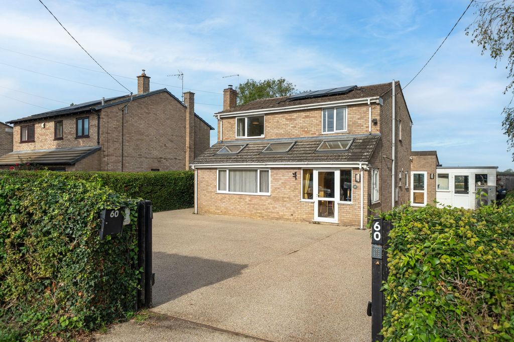 Property photo 1 of 30