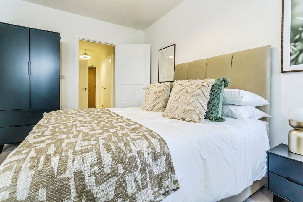 Property photo 3 of 9 Picture No. 25