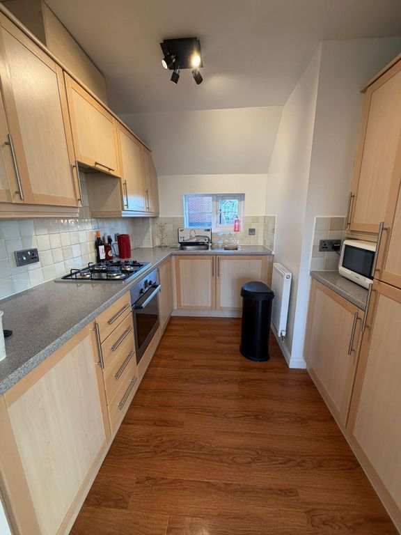 Property photo 3 of 11