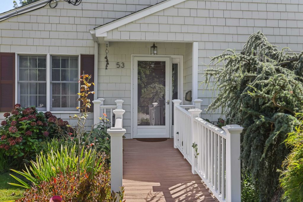 Property photo 1 of 29