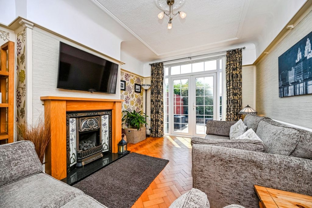 Property photo 3 of 16 Pbox-Img.Jpg