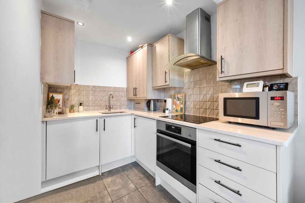 Property photo 2 of 6 Picture No. 02