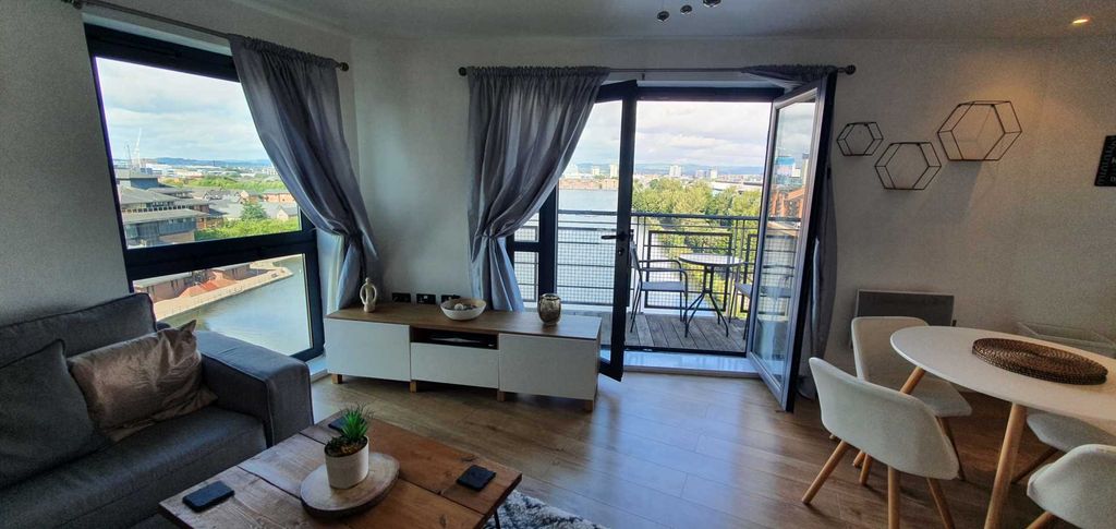 Property photo 3 of 23