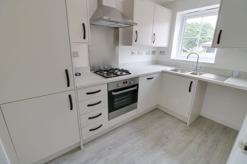 Property photo 3 of 6 Photo 5