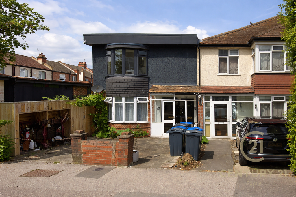 Property photo 1 of 6